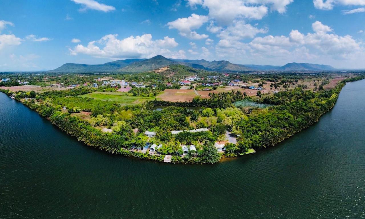 Kampot Riverfront Boutique エクステリア 写真