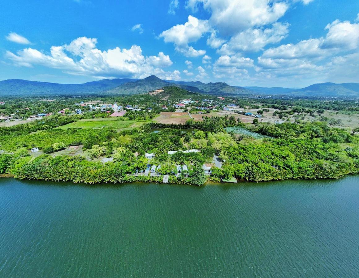 Kampot Riverfront Boutique エクステリア 写真