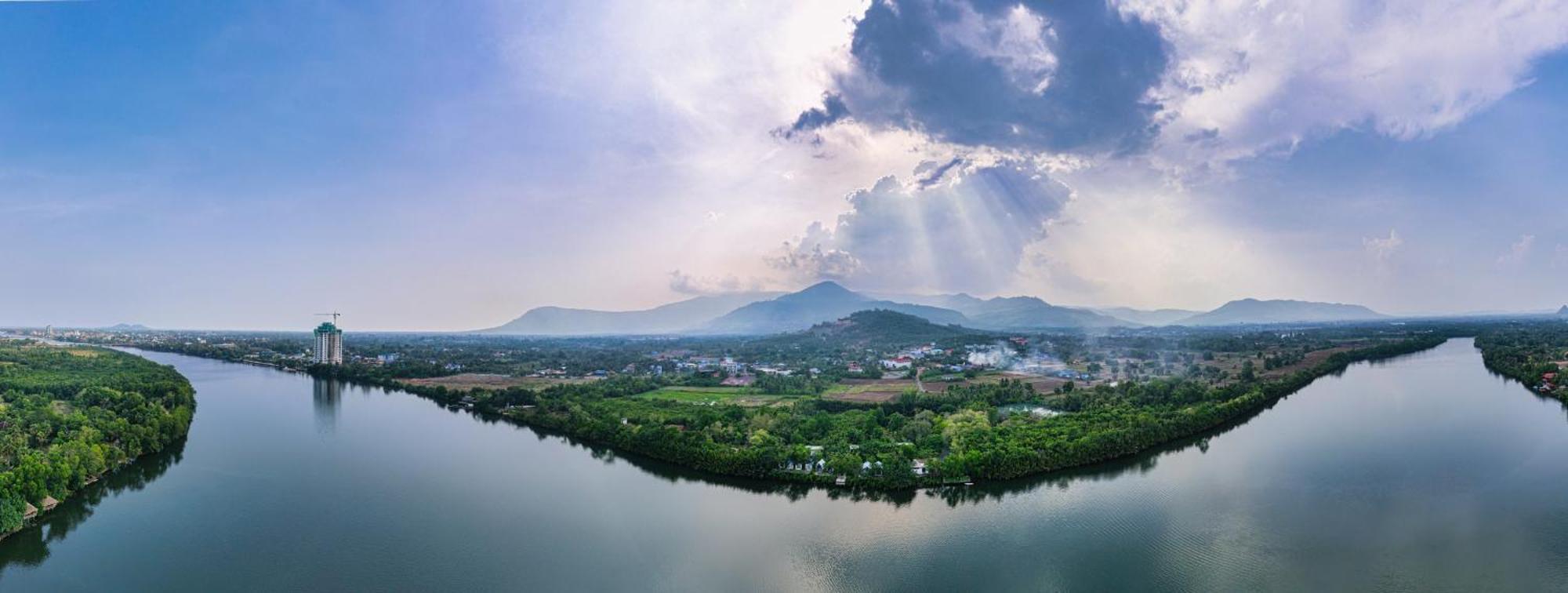 Kampot Riverfront Boutique エクステリア 写真